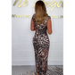 Rozcięta sukienka z głębokim dekoltem w panterkę, pełna dzikiego uroku